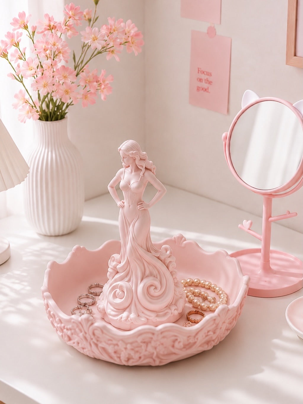 Goddess Jewelry Holder